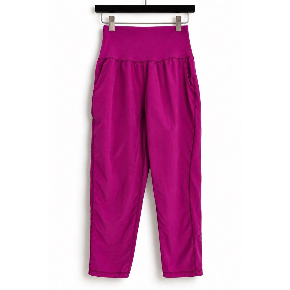 Lululemon Women's Magenta High Rise Cropped